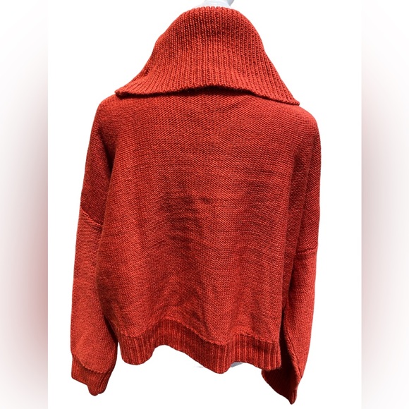 NWT BB Dakota Long Sleeve Wool Blend Cable Knit Cropped Sweater Size Large - Picture 8 of 13